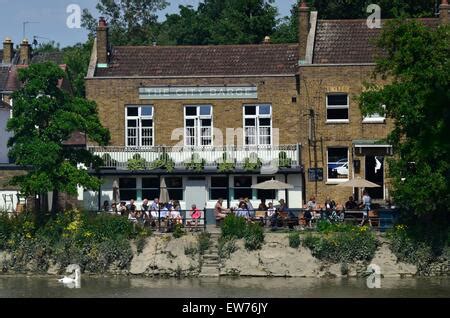 Chiswick Riverside, London Stock Photo - Alamy