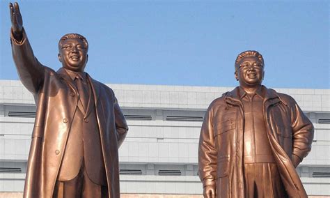 North Korea gives statue of its former leader Kim Jong-il a bizarre ...