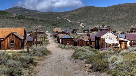 10 American Ghost Towns You Can Visit | Abandoned town, Ghost towns ...