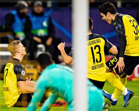 Erling Haaland Celebration Against Psg : Neymar Mocks Erling Haaland Goal Celebration As PSG ...