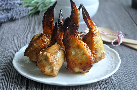 Stuffed Chicken Wings 肉碎鸡翅 - Eat What Tonight