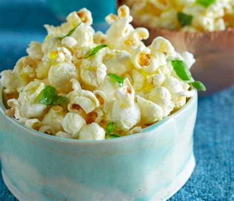 Basil Garlic Popcorn Recipe - Food Republic