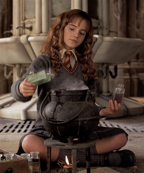 9 Ways To Make Your Life More Like Hermione Granger's