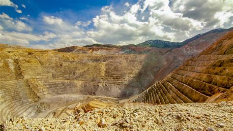 VISIT the Kennecott Utah Copper Mine — Salt Lake City Tours