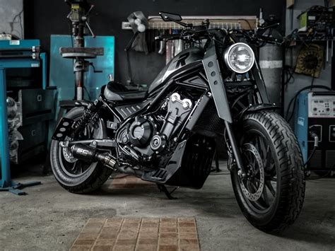 “Mad Bob” Honda Rebel 500 Bobber by Tokwa Party Garage – BikeBound