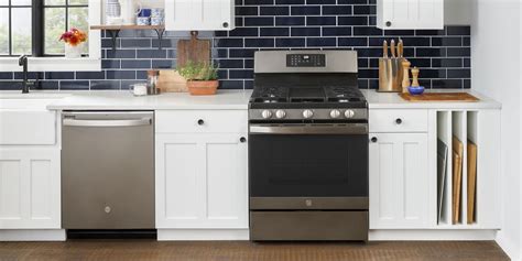 The 5 Best Gas Stoves and Ranges of 2024 | Reviews by Wirecutter