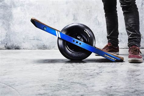 Street Samurai: The 15 Best Electric Skateboards