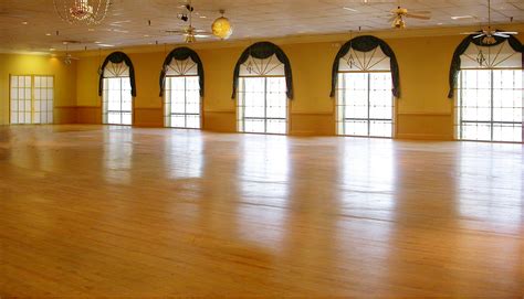 Largest Dance Floor in the Area . . . – Hollywood Ballroom Dance Center