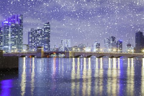 Snow in Miami Jason Hanson, New York Skyline, Miami, Snow, Work, Photography, Photograph ...