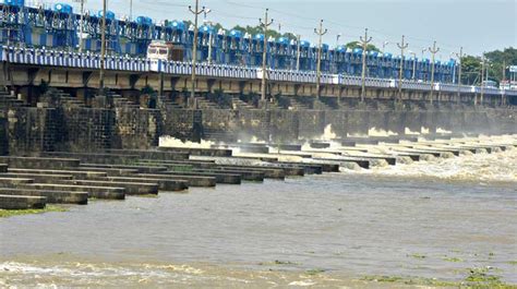 Durgapur barrage | Flood of irrigation funds in pipeline - Telegraph India