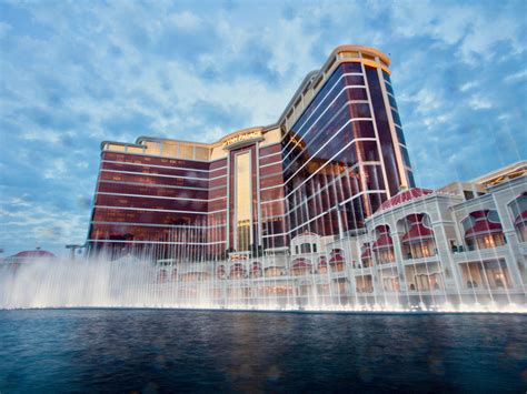 Wynn Resorts to revamp Macau VIP rooms, develop land parcels | AGB