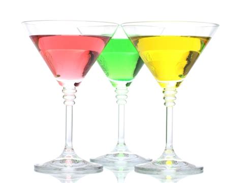 Premium Photo | Alcoholic cocktails isolated on white