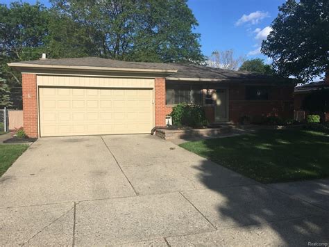 14550 Ronnie Ln, Livonia, MI 48154 | MLS# 217045017 | Redfin