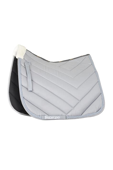 Dressage Saddle Pads | horze.co.uk