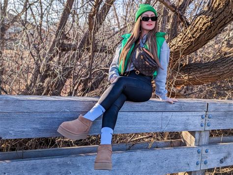 How To Style Ugg Platform Ultra Mini Boots (Plus Dupes) - The Travelin' Gal