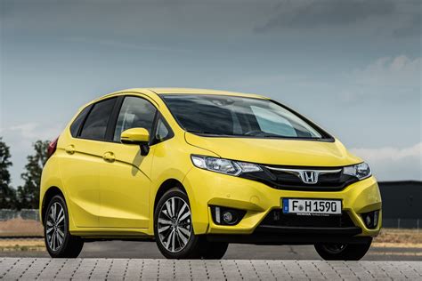 New Year Road Test: The latest Honda Jazz – Music to new ears in 2016 ...