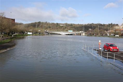 Bristol hit by flooding as residents urged to 'be prepared' - Bristol Live