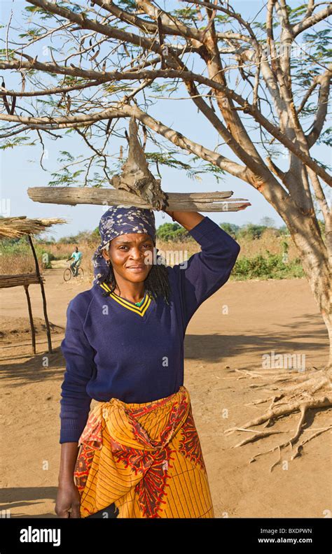 Zambia village women hi-res stock photography and images - Alamy