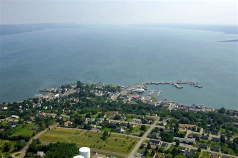 Digby Harbor in Digby, NS, Canada - harbor Reviews - Phone Number - Marinas.com