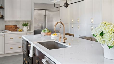 How To Shine Marble Countertops