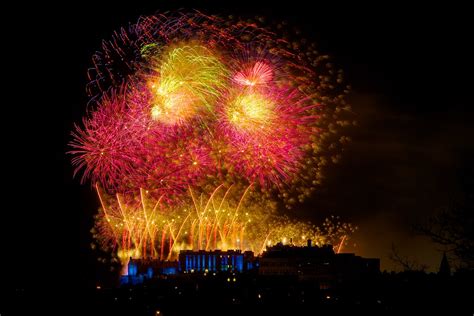 2015 Hogmanay Fireworks, Edinburgh 7 | 2015 Hogmanay Firewor… | Flickr