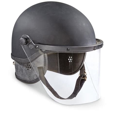 U.S. Military Issue Surplus Riot Helmet with Visor, New - 661386 ...