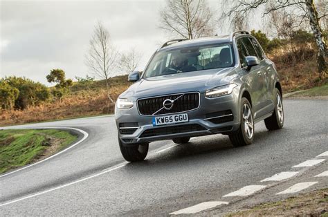 2016 Volvo XC90 T8 Momentum review review | Autocar