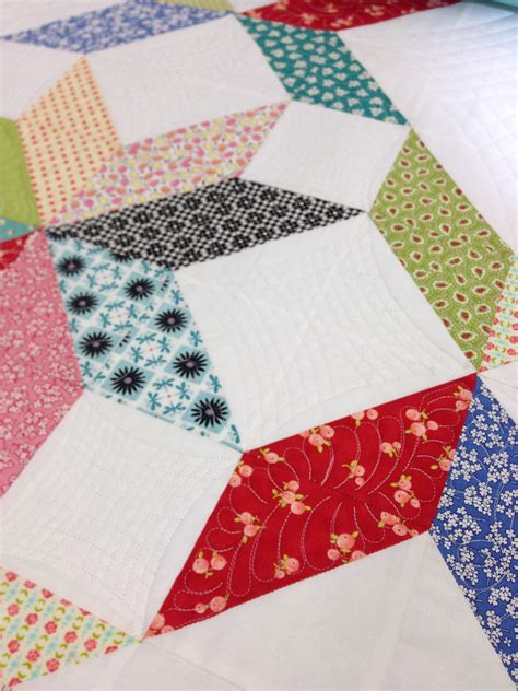 Laurie’s 30’s Quilt | ginabeanquilts