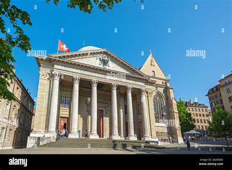 Switzerland, Geneva, Old Town, Cathedral Saint - Pierre, Swiss flag ...