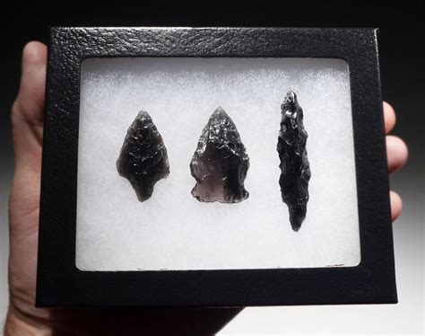 THREE DIFFERENT TYPE EXCEPTIONAL ATLATL PRE-COLUMBIAN OBSIDIAN ...