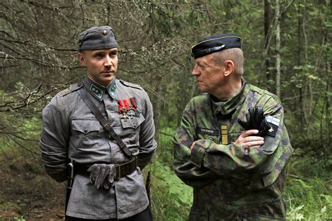 The Finnish uniform from 1940's and the present day [2048x1365] : r/MilitaryPorn