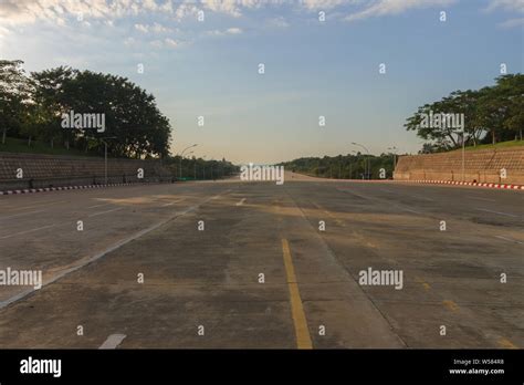 Naypyidaw, the empty official capital of Myanmar Stock Photo - Alamy