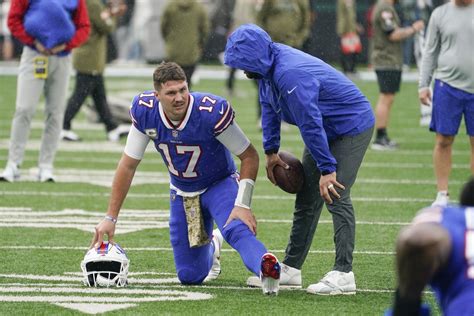 Report: Josh Allen’s elbow injury ‘short-term,’ Bills QB expected to ...