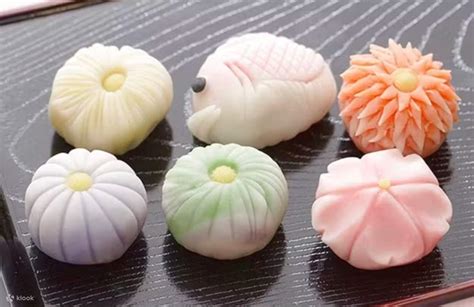 Online reservation for Japanese sweets making experience and 2 nerikiri ...