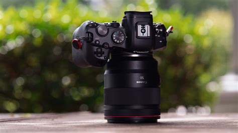 Canon RF 50mm F1.2 L USM - Review 2020 - PCMag Australia