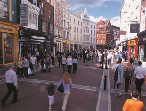 Grafton Street - This pedestrian Street is one of Dublin's busiest ...