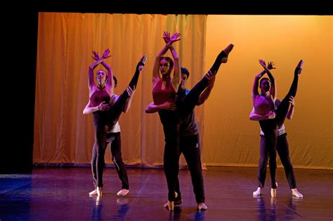 College Dance Companies Can Be a Fulfilling Alternative for Nondance Majors - Pointe Magazine