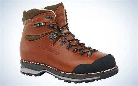 Best Hiking Boots of 2023, Tested and Reviewed | Outdoor Life