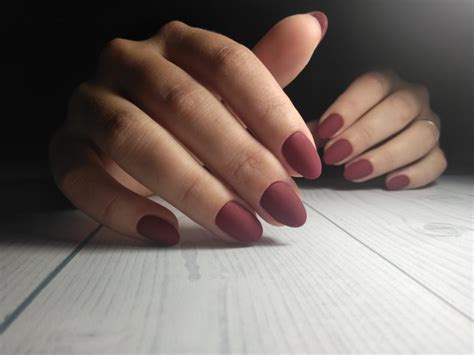 17 Sleek Matte Red Nails You’ll Love in 2023 - Zohna