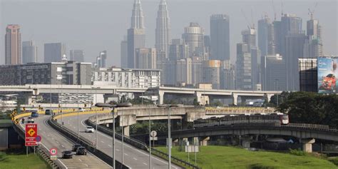 Malaysia's GDP growth inches up to 3.3% but remains lackluster - Nikkei ...