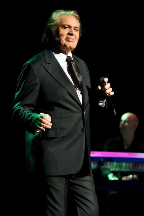 Engelbert Humperdinck Visits The Family In Sydney Before Australian Tour - Noise11.com