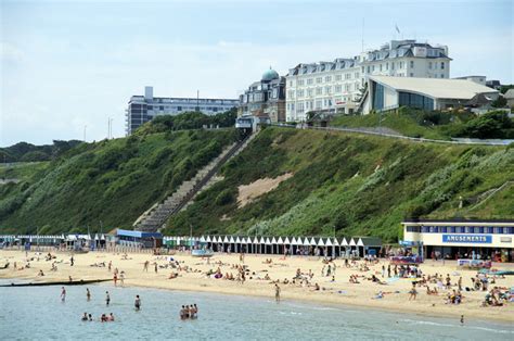 Bournemouth hotel raises concern after East cliff collapse