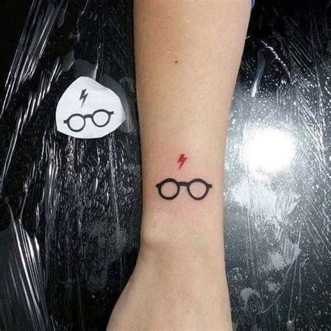 25 Cool and Magical Harry Potter - Inspired Tattoos | Harry potter scar ...