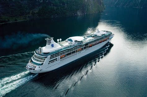 Royal Caribbean Vision of the Seas cruise ship - Cruiseable