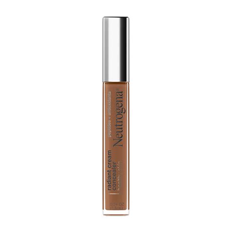 The 12 Best Drugstore Concealers for Dark Circles | Who What Wear