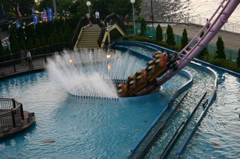 Underwater Roller Coaster ☺ | STRUCTURES | Pinterest