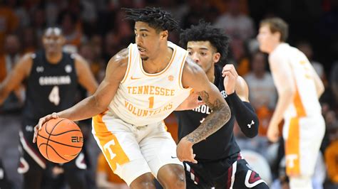 Tennessee basketball's B.J. Edwards enters transfer portal