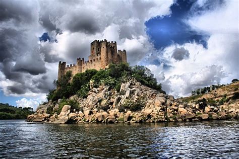 Almourol Castle - Architecture Photos - Brites's Photoblog