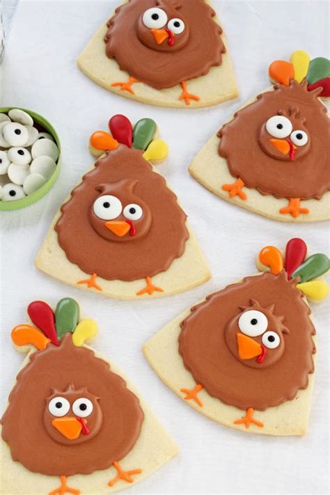 How to Make 10 Simple Turkey Cookies with Fun Cutters - The Bearfoot Baker