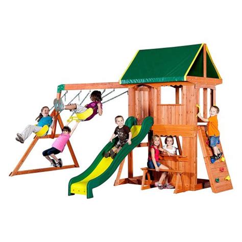 Best Swing Sets For Small Yards In 2021 – Guide and Reviews